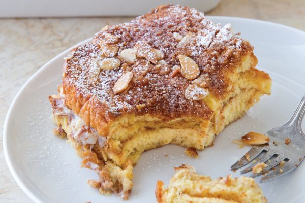 French toast casserole is an ideal family breakfast