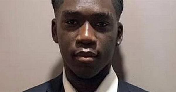 Teen Arrested in Dubai, Facing 20 Years in Prison For Underage Romance